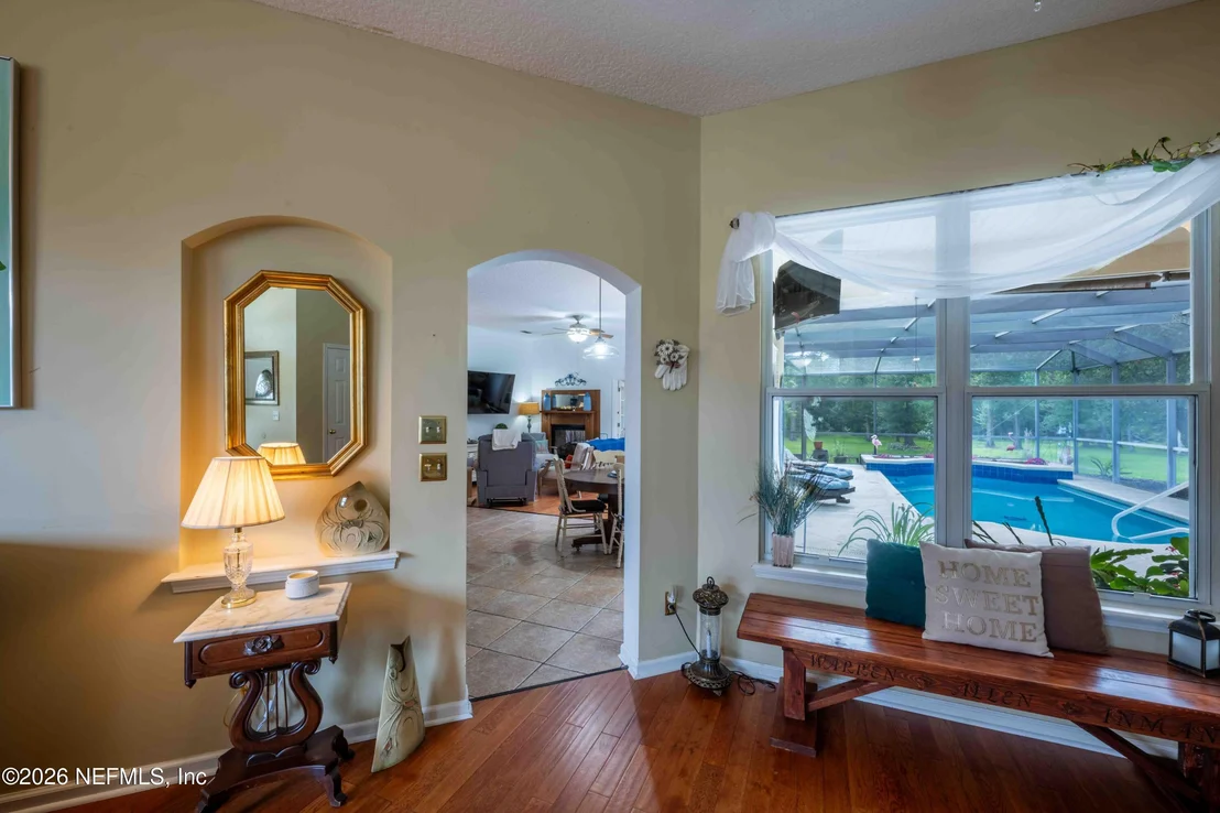 Photo of 838 WESTMINSTER Drive