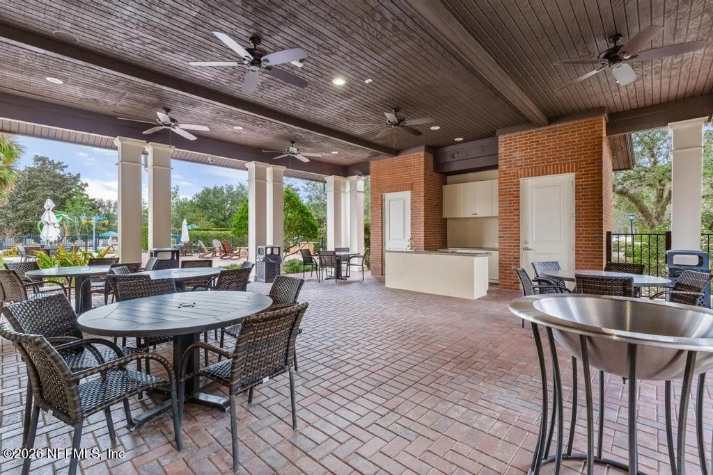 Photo of 516 WETHERBY Lane