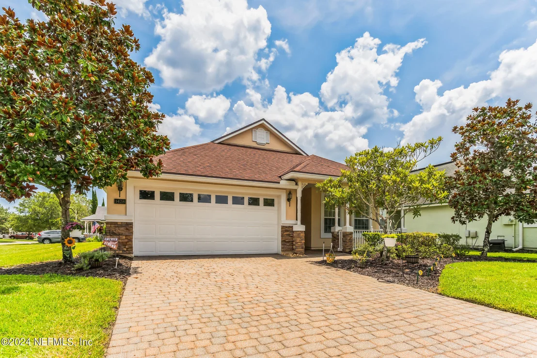 Photo of 1428 CASTLE PINES Circle