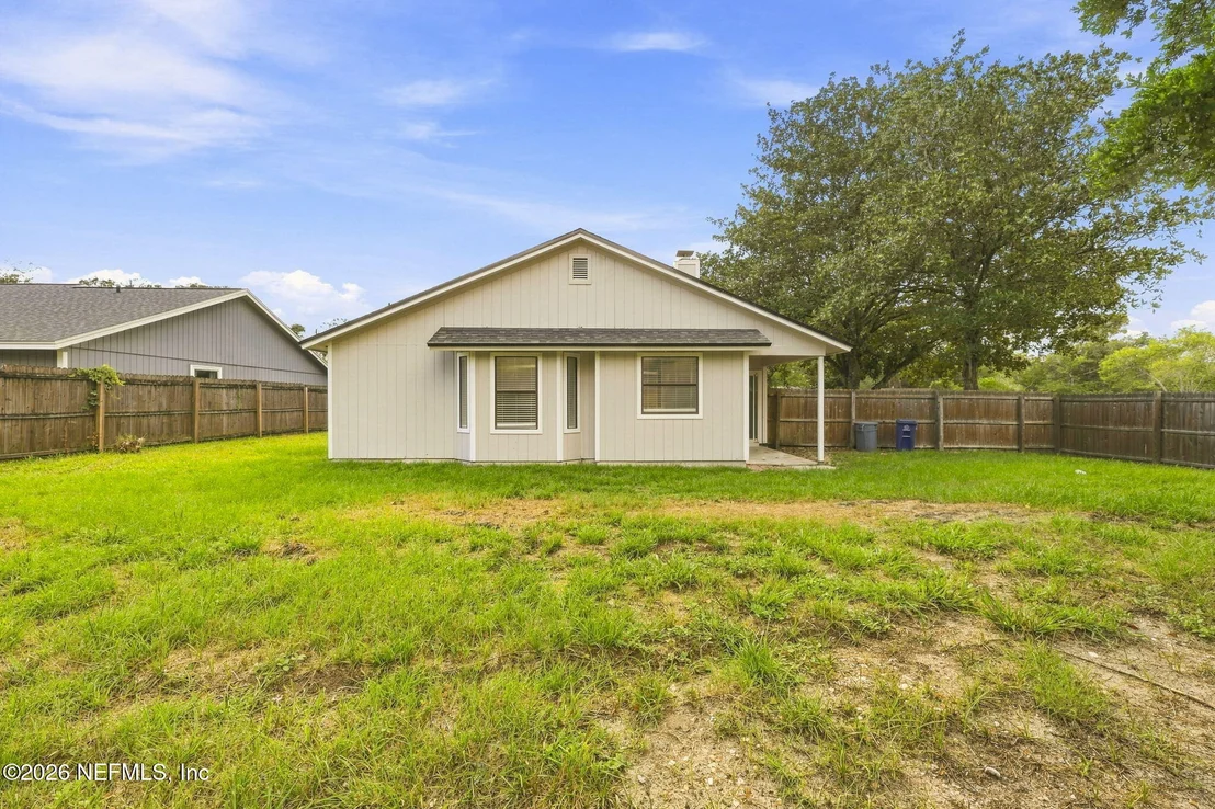 Photo of 1353 SIOUX Street