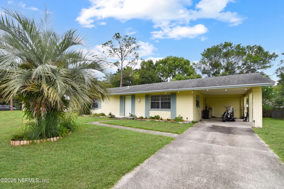 Photo of 216 ESTANCIA Street