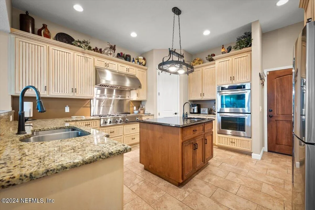 Photo of 34420 DAYBREAK Drive