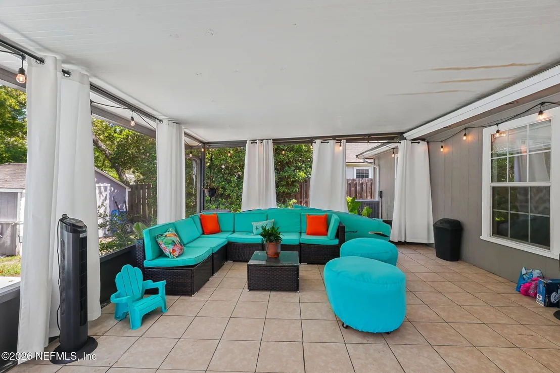 Photo of 8078 MACNAUGHTON Drive