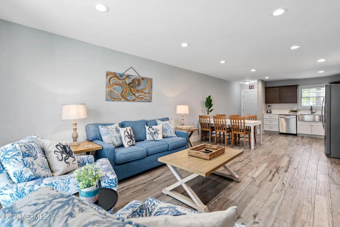 Photo of Unit 5A at 405 FLAGLER Boulevard