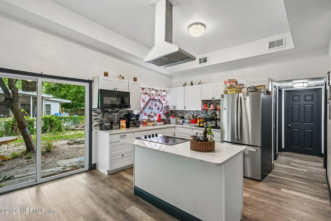 Photo of 5356 KEYSTONE Drive N
