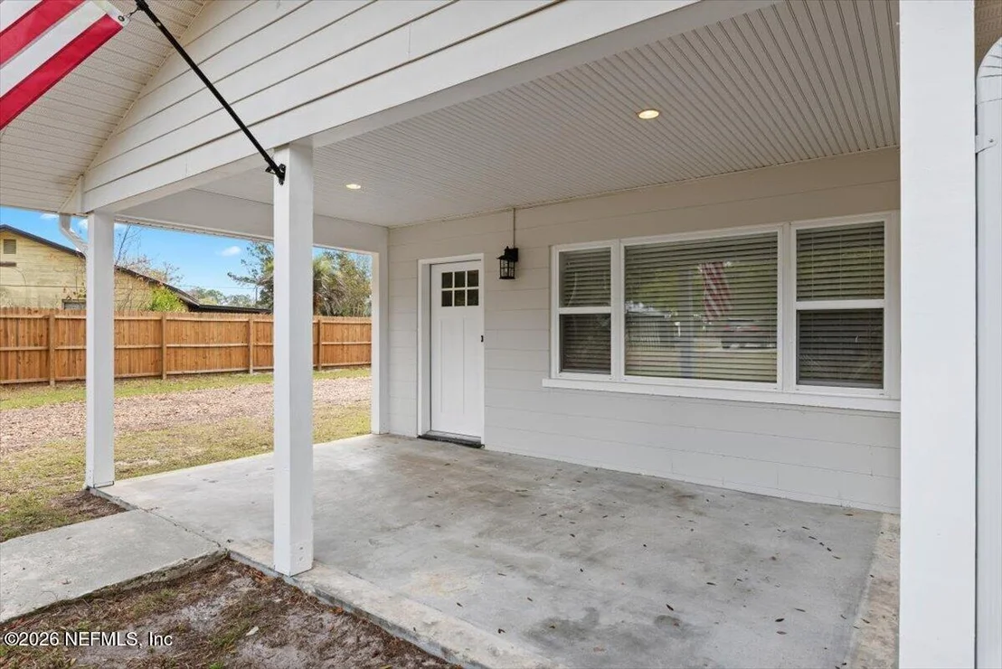 Photo of 9268 HIPPS Road