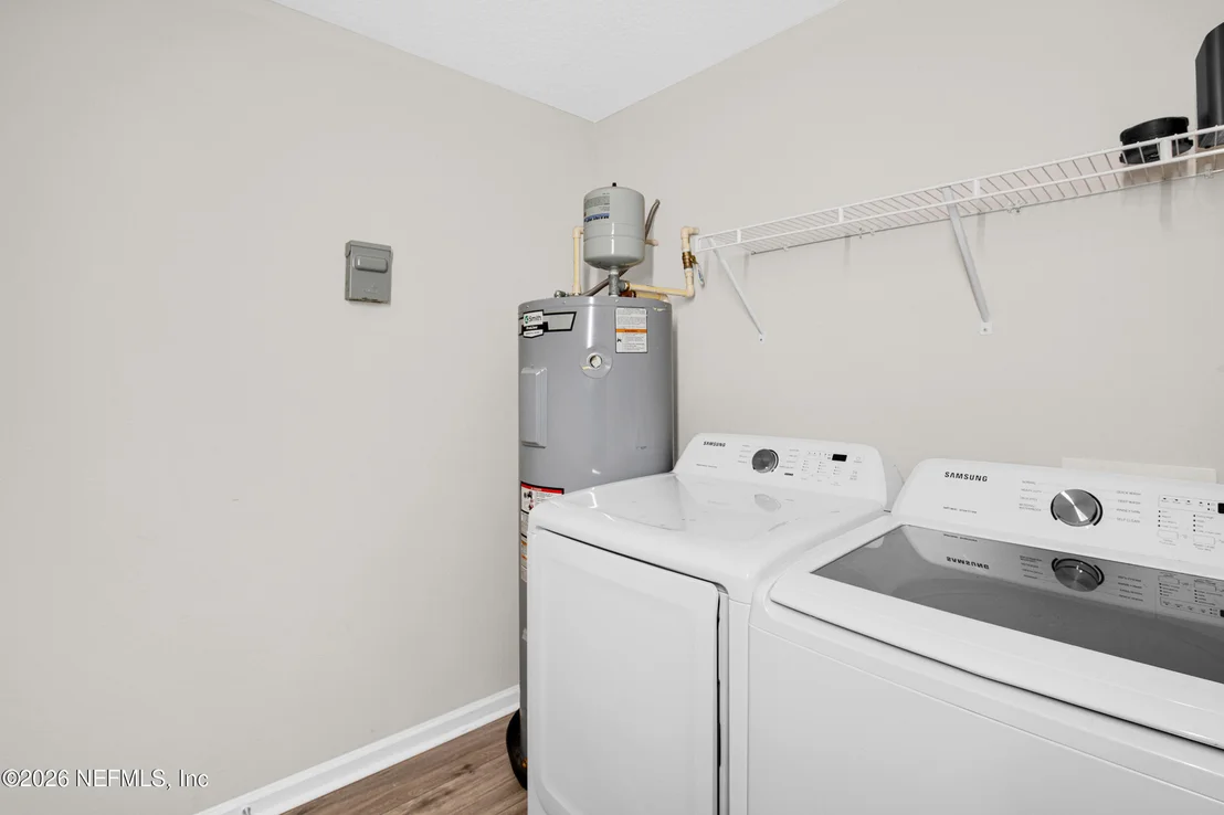 Photo of 1025 FLOYD Street