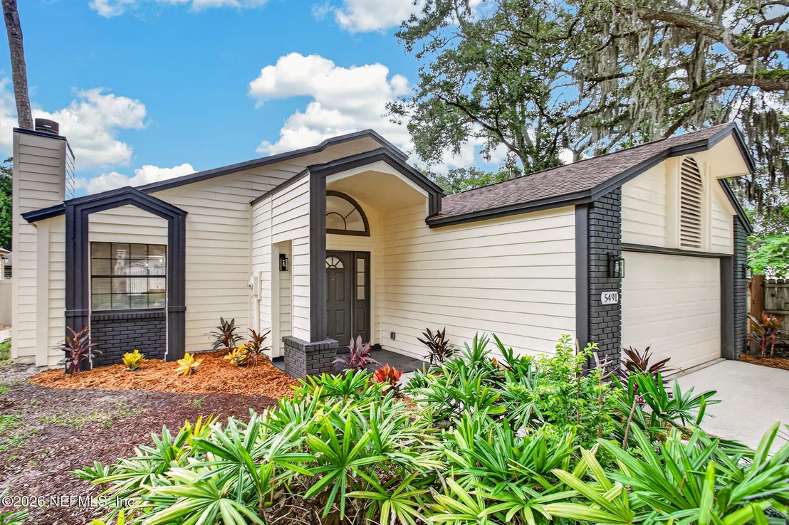 Photo of 5491 FORT CAROLINE Road