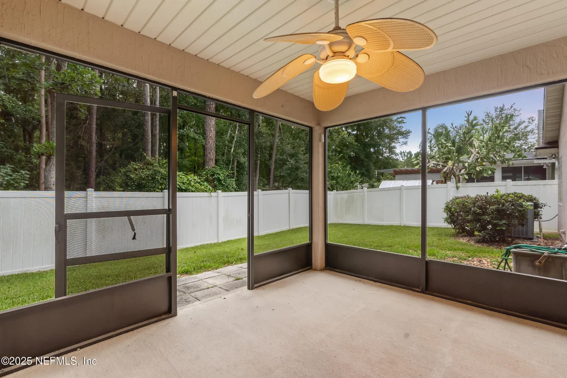 Photo of 648 E TROPICAL TRACE