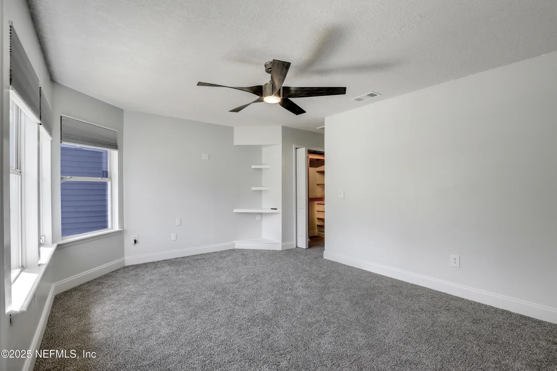 Photo of 4752 RIVERINE Drive