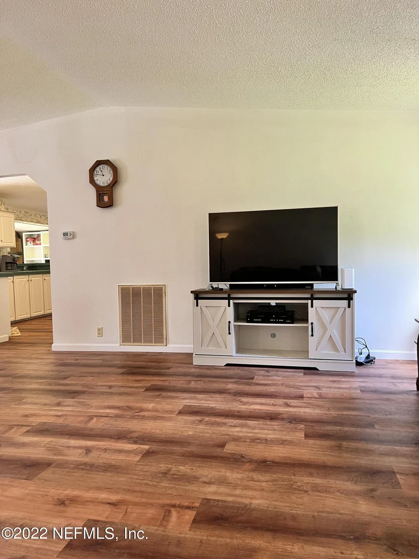 Photo of 5997 PINE CREEK Drive