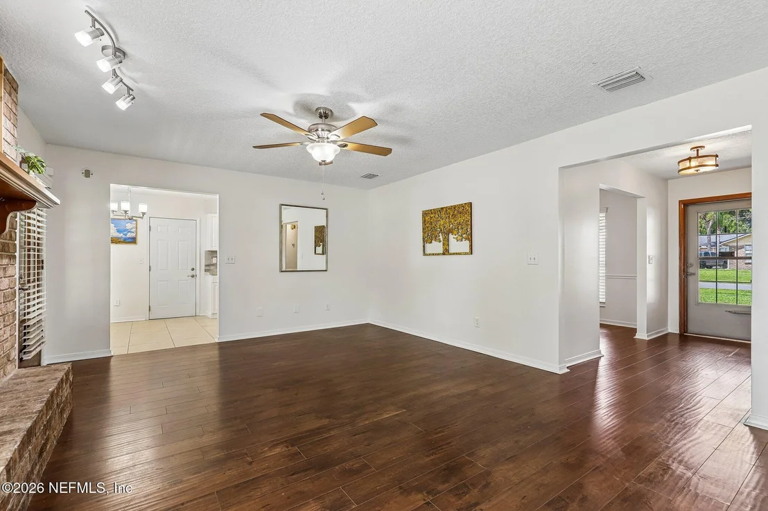 Photo of 2387 PERTH Drive