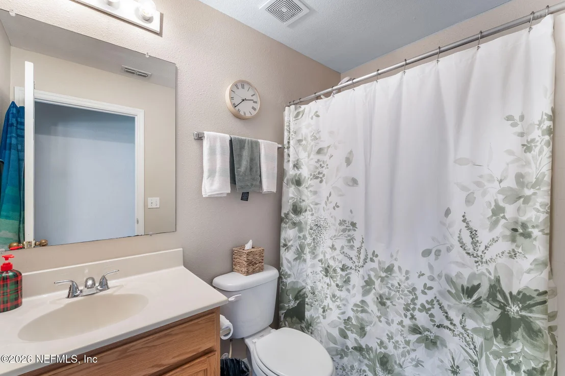 Photo of 2274 PEERLESS Lane W