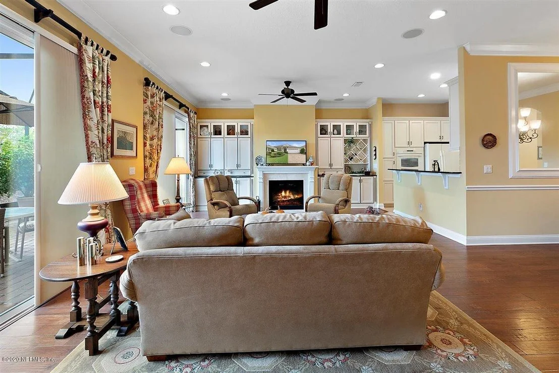 Photo of 1221 COGHILL Circle