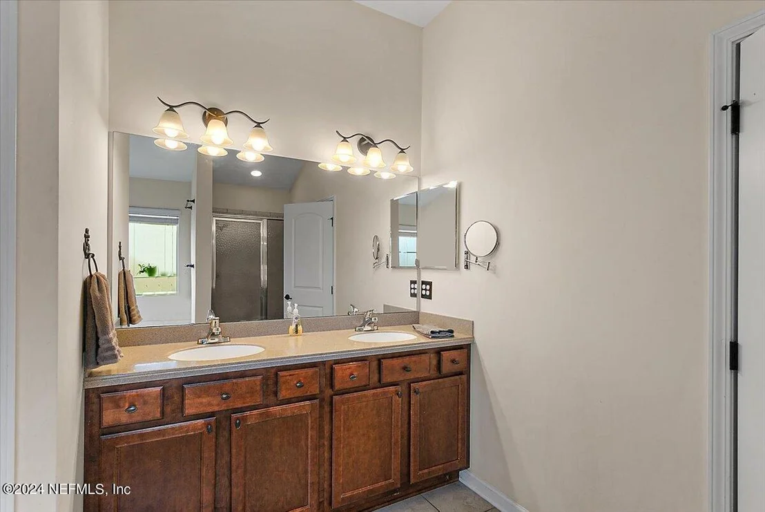 Photo of 936 S FOREST CREEK Drive