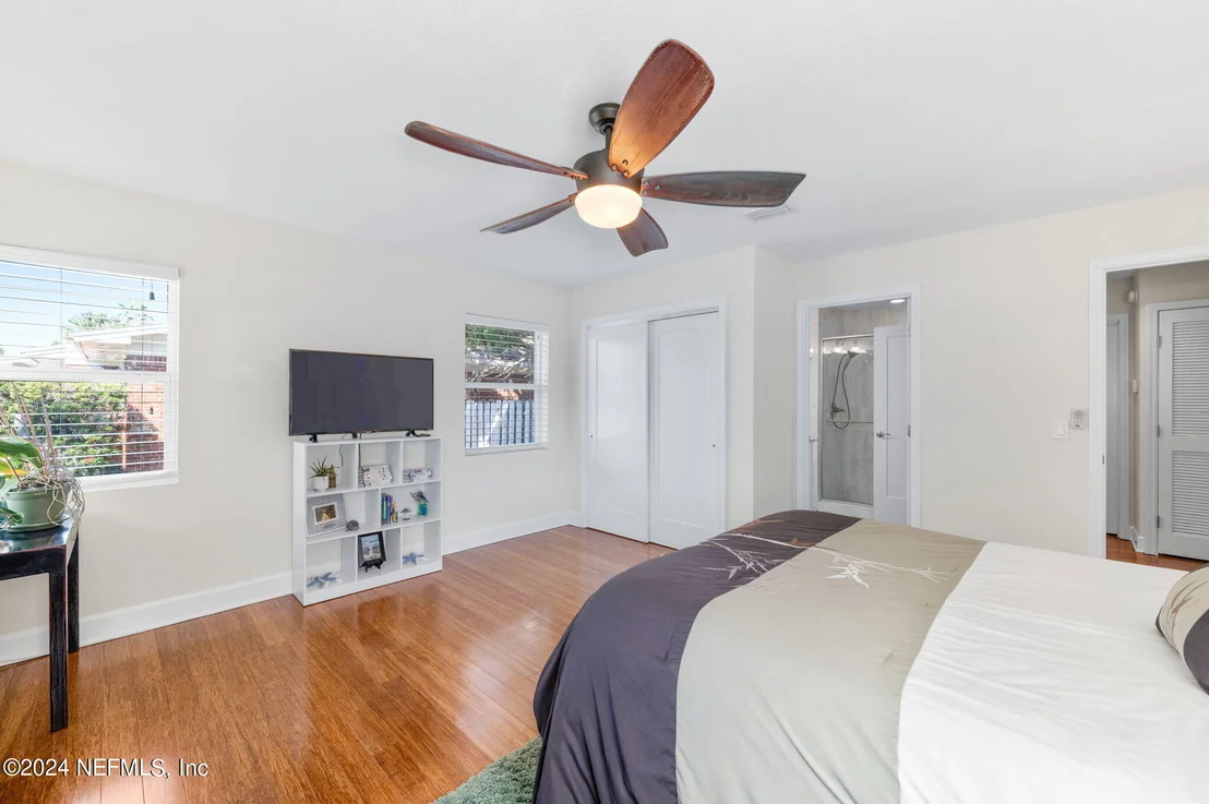 Photo of 6 OGLETHORPE Boulevard