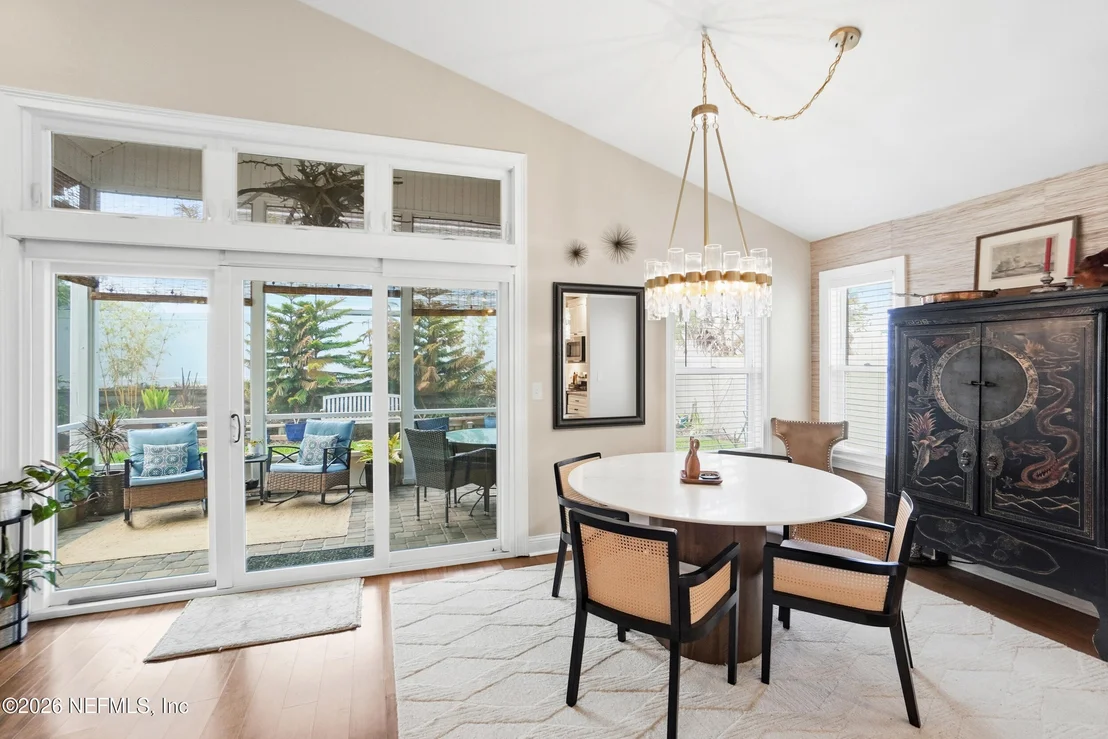 Photo of 276 BRIGHTON Court