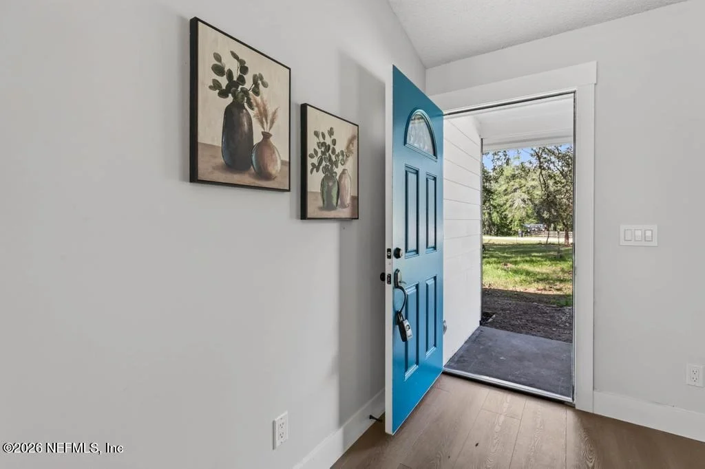 Photo of 45 MINT Circle