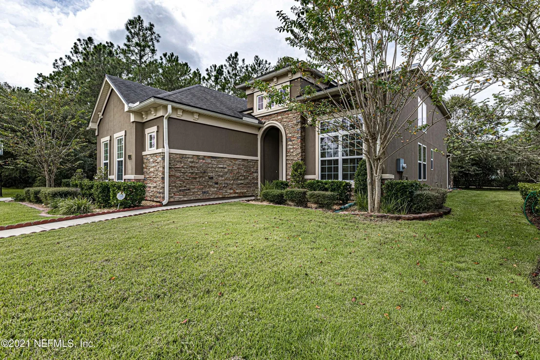 Photo of 363 WILLOW WINDS Parkway