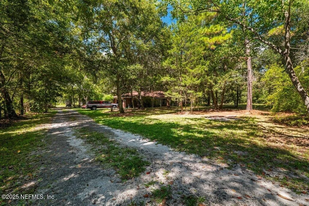 Photo of 1308 RIGDON Road