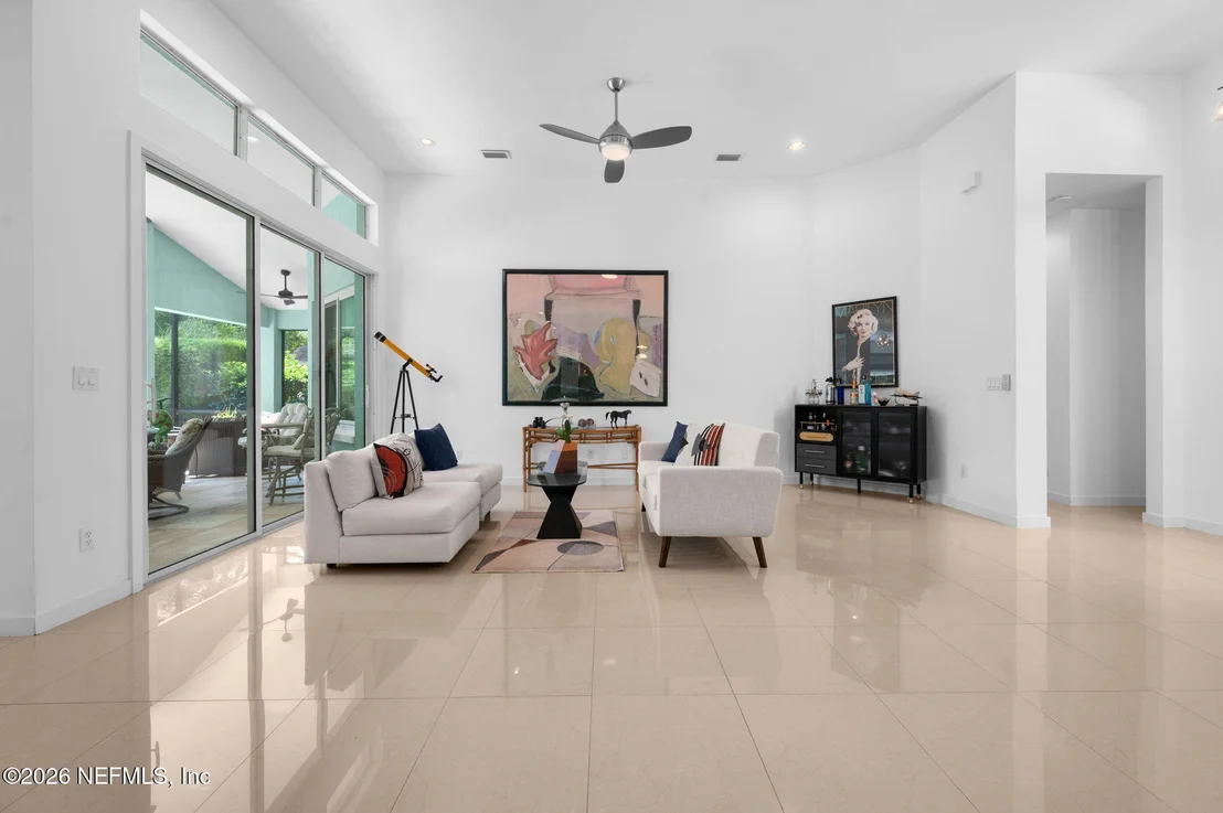 Photo of 132 BOTTLEBRUSH Drive