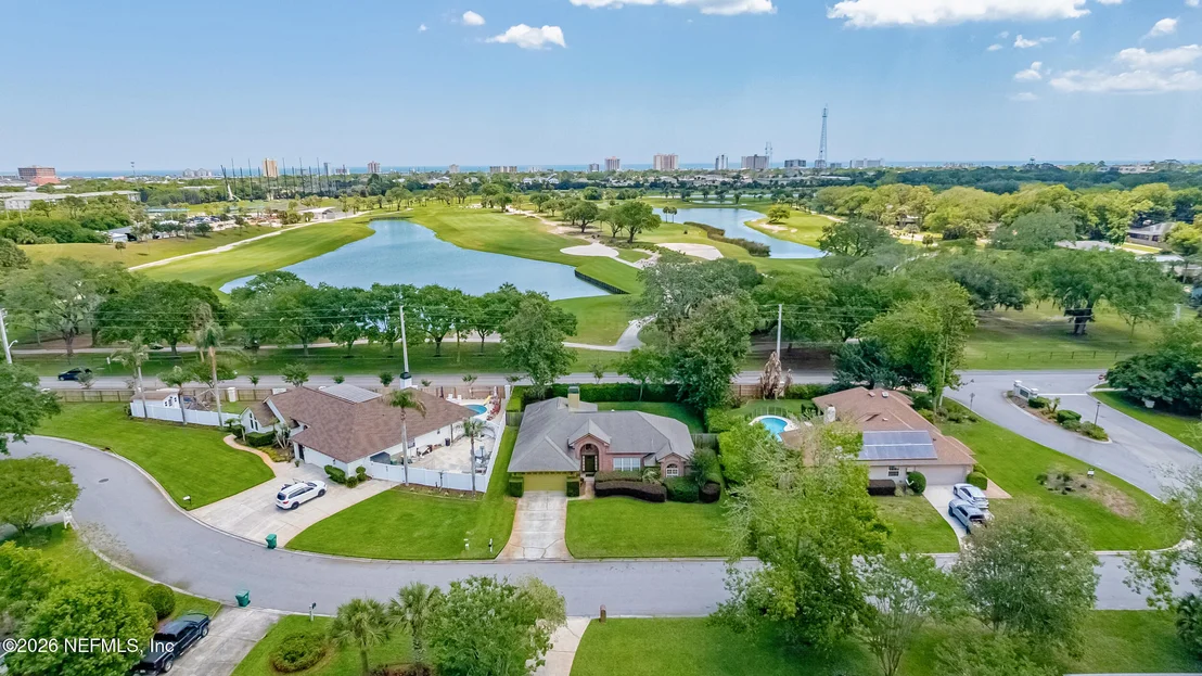 Photo of 747 MARSHVIEW Drive