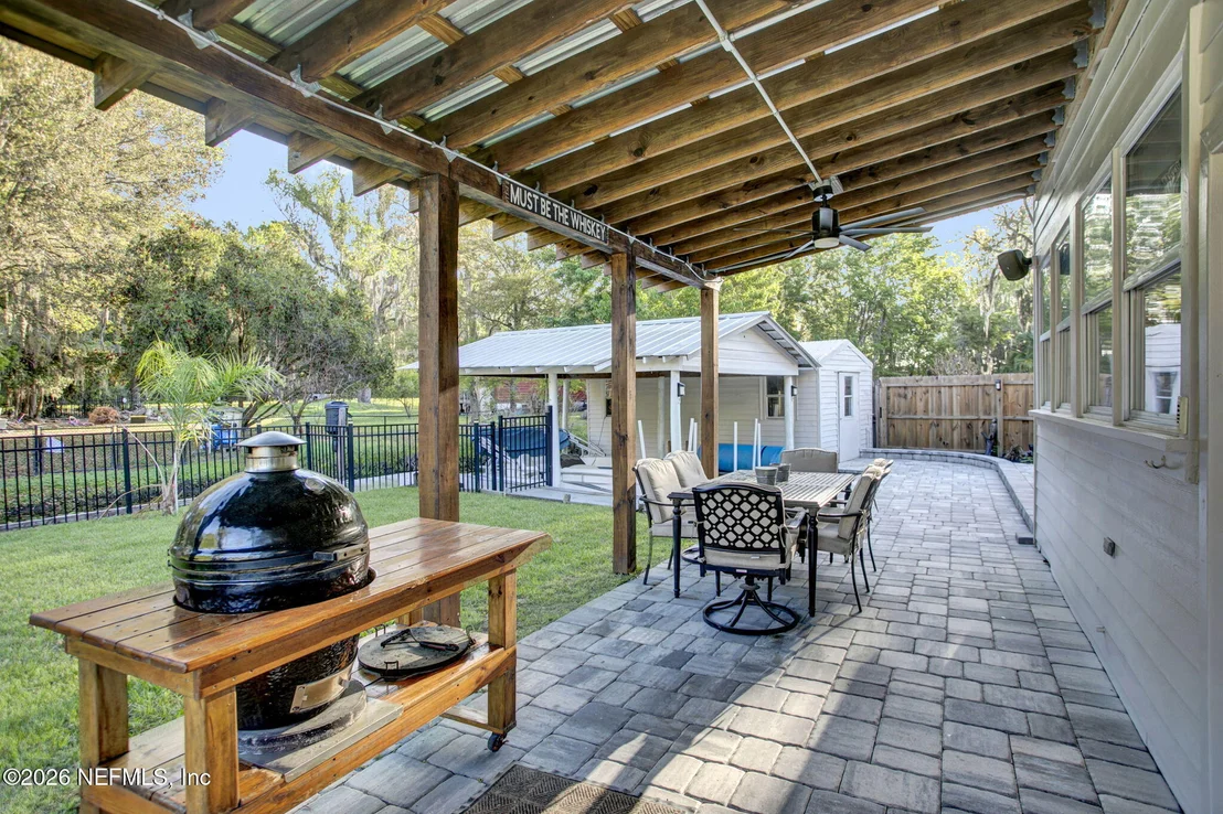 Photo of 8160 WENDOVER Road