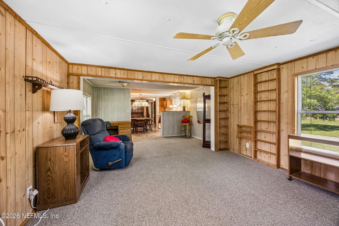 Photo of 15690 SEARS Road