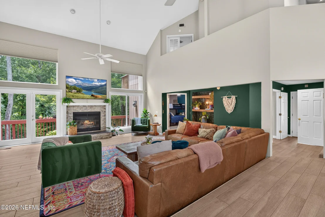 Photo of 3331 VALPARISO Way