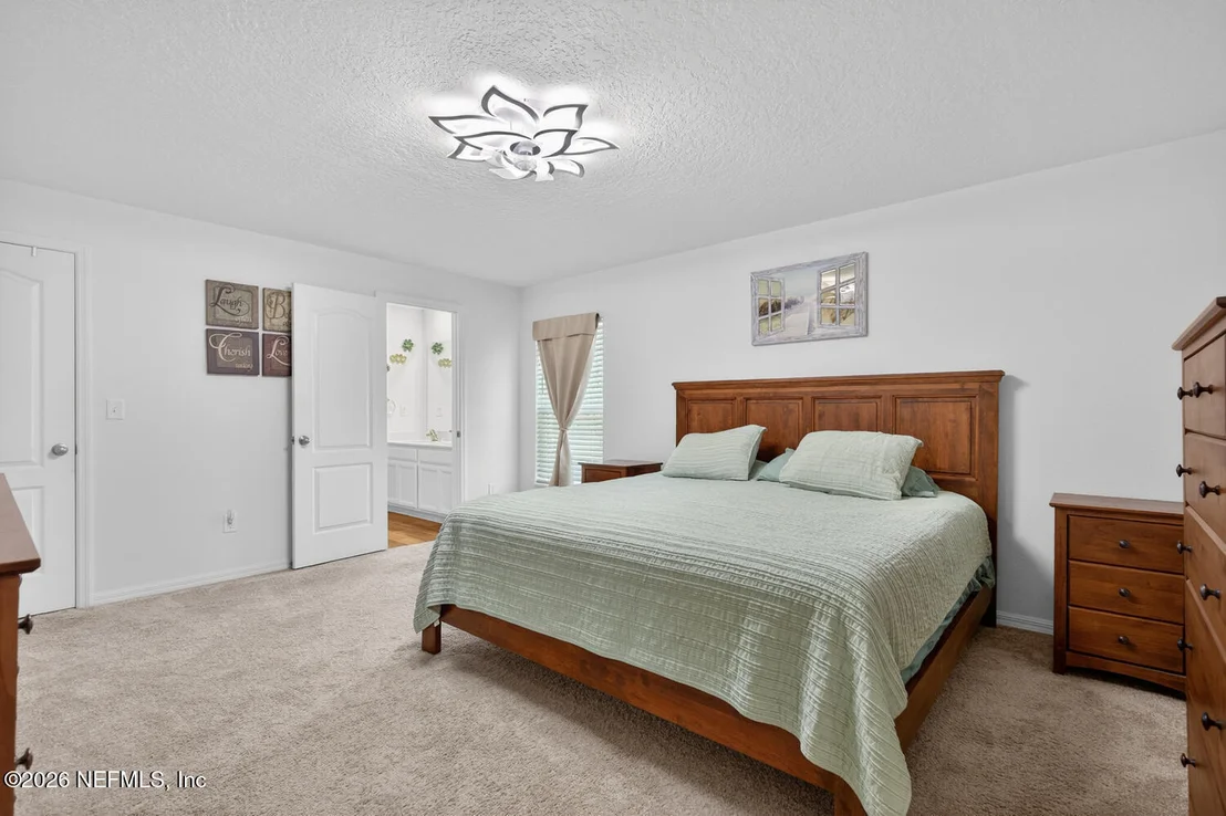 Photo of 2 RADIUM Lane
