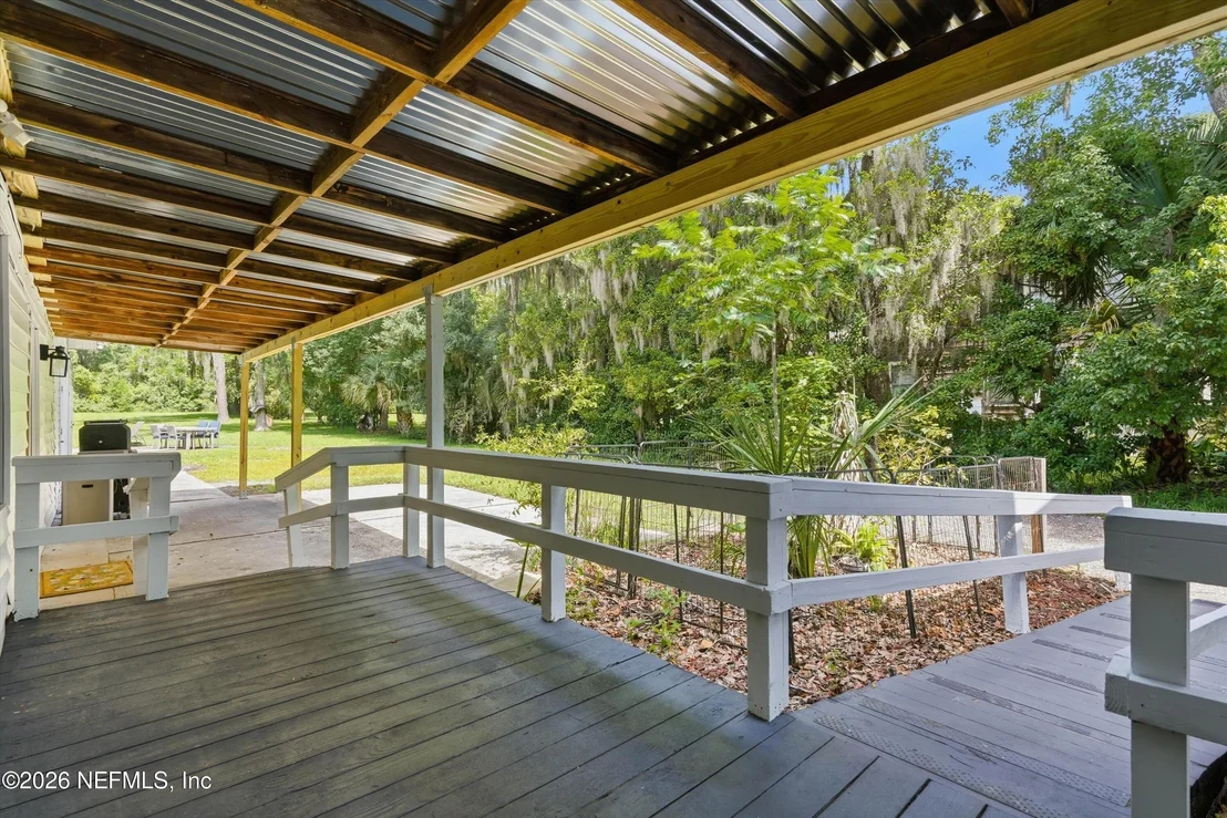 Photo of 1434 RIVER Road