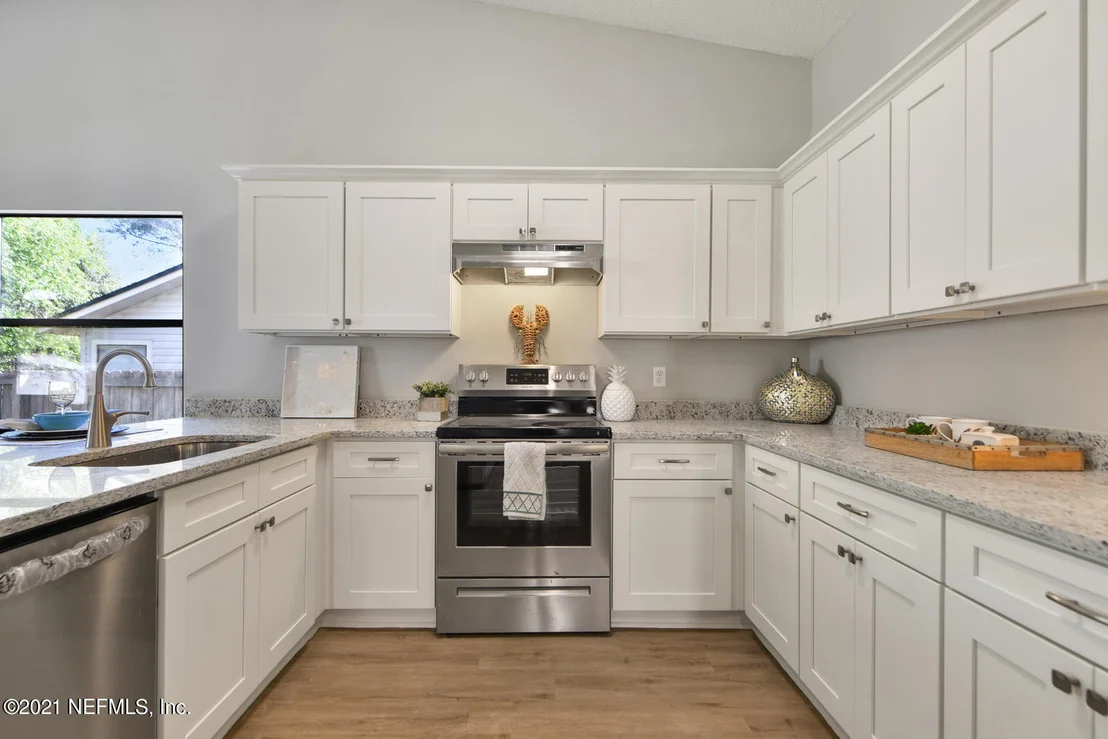 Photo of 8037 FLEUR DE LIS Drive