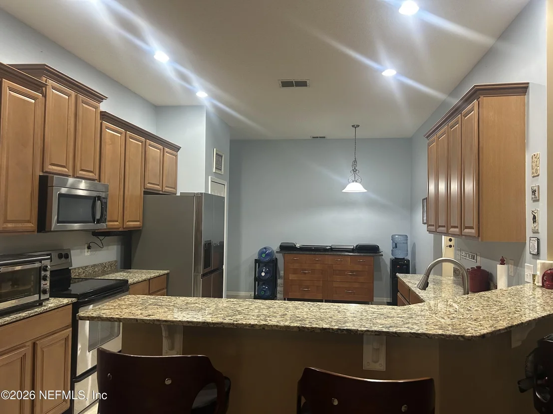 Photo of 712 FLOWERS Street