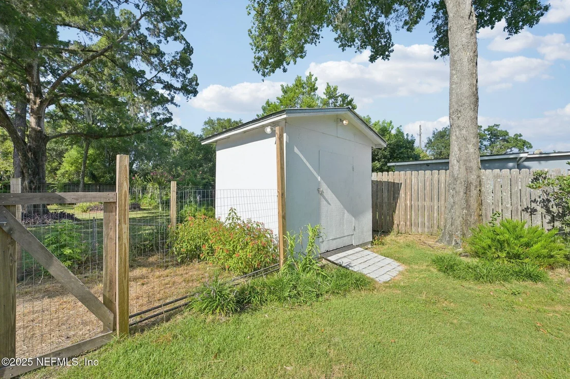 Photo of 6138 TEMPLE Road