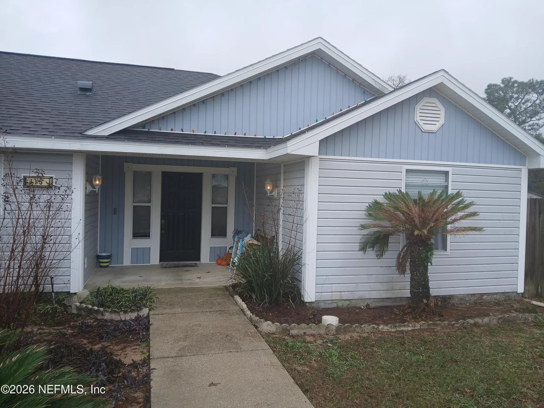 Photo of 115 CRESTWOOD Drive