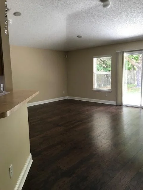Photo of 689 MACKENZIE Circle