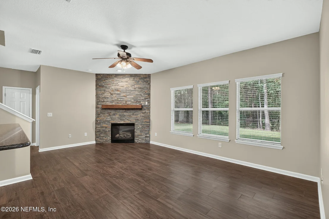 Photo of 1335 IVYHEDGE Avenue