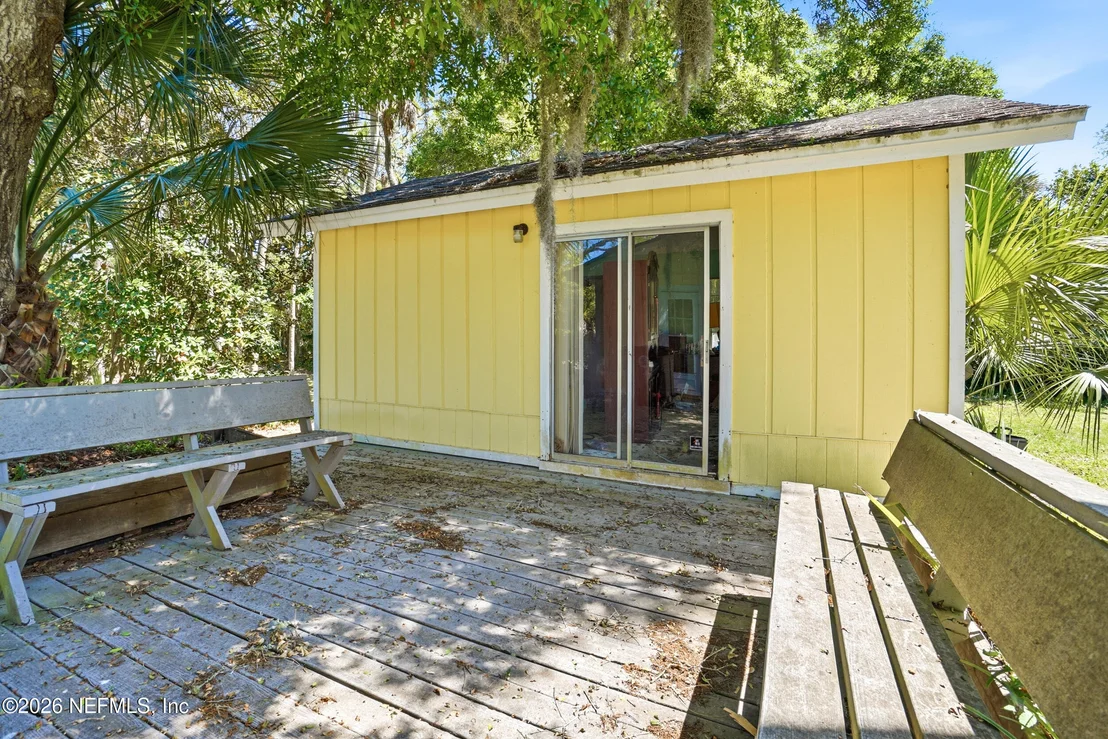 Photo of 2428 SEMINOLE Road
