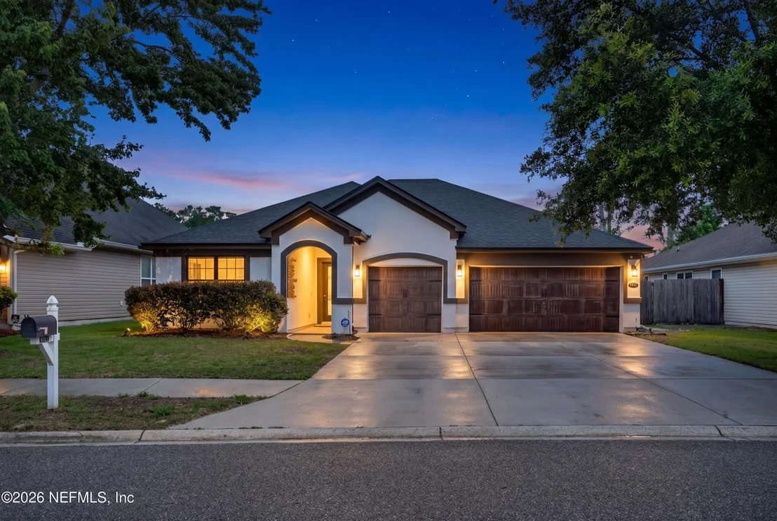 Photo of 5574 HUCKLEBERRY Trail N