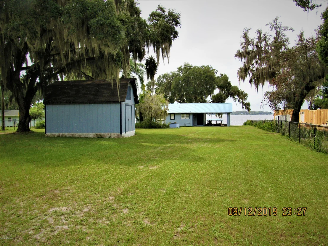 Photo of 263 W RIVER Road