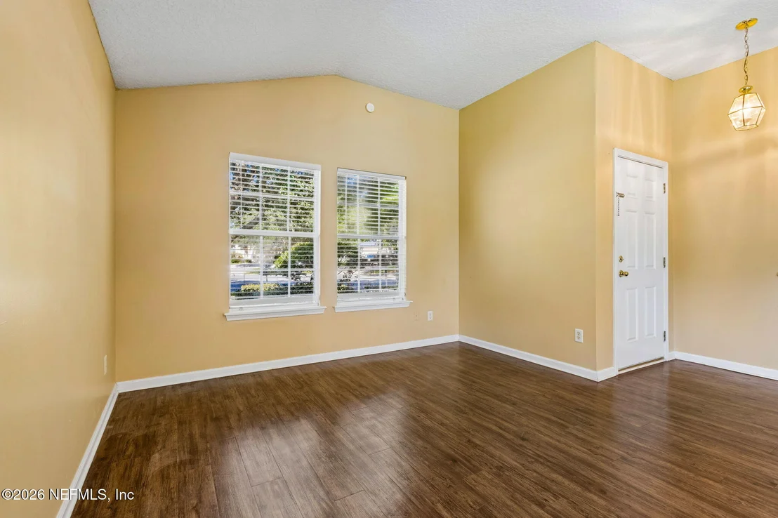 Photo of 831 TIMBERJACK Court
