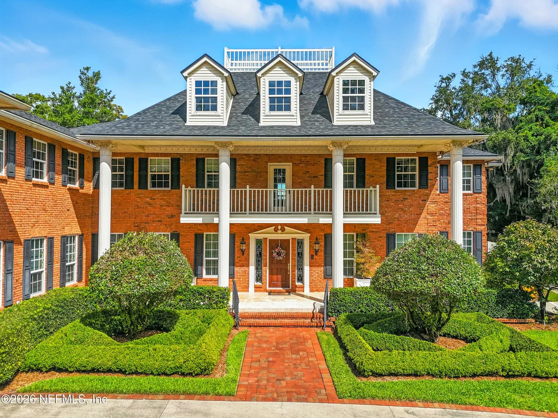 Photo of 2957 FOREST Circle