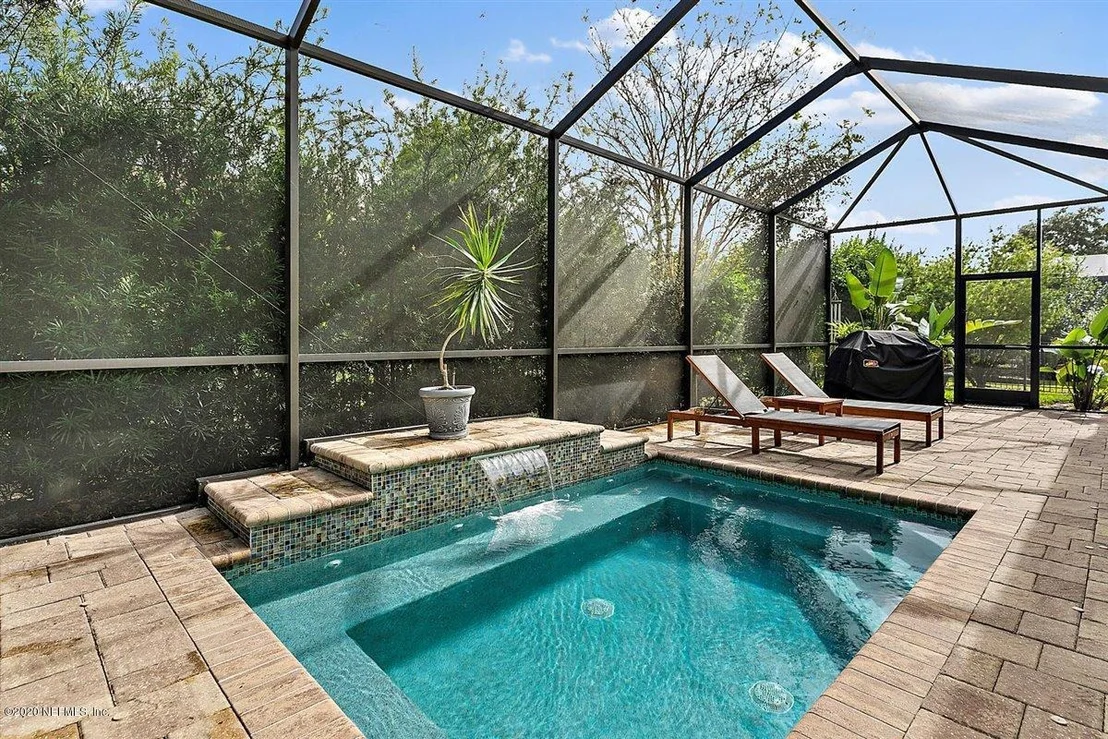 Photo of 204 HOLLAND Drive