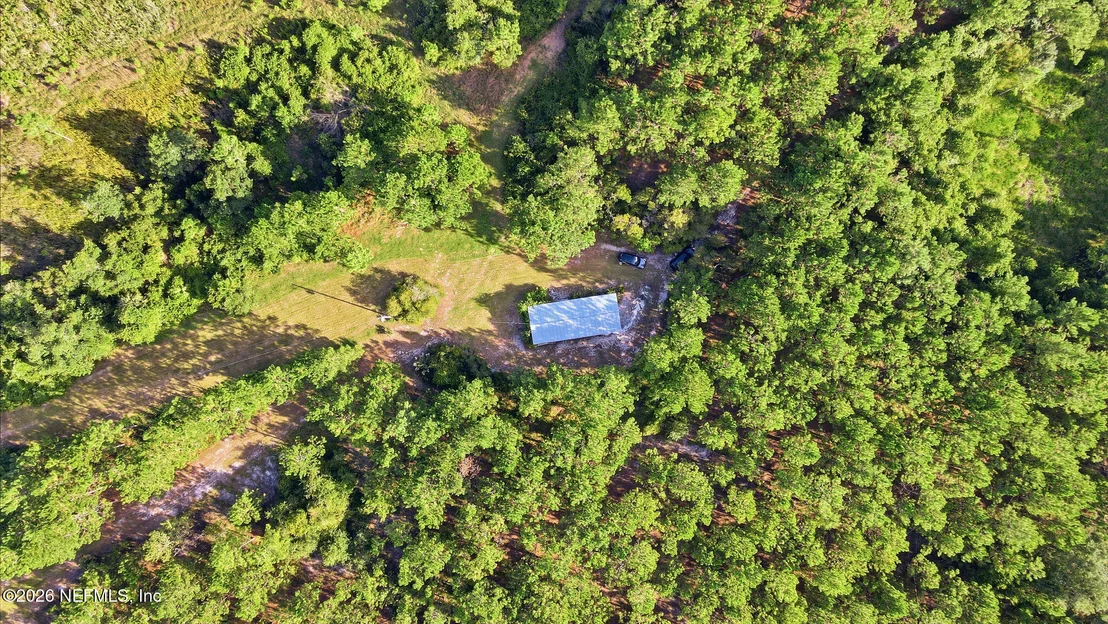 Photo of 139 LAKEWAY Drive