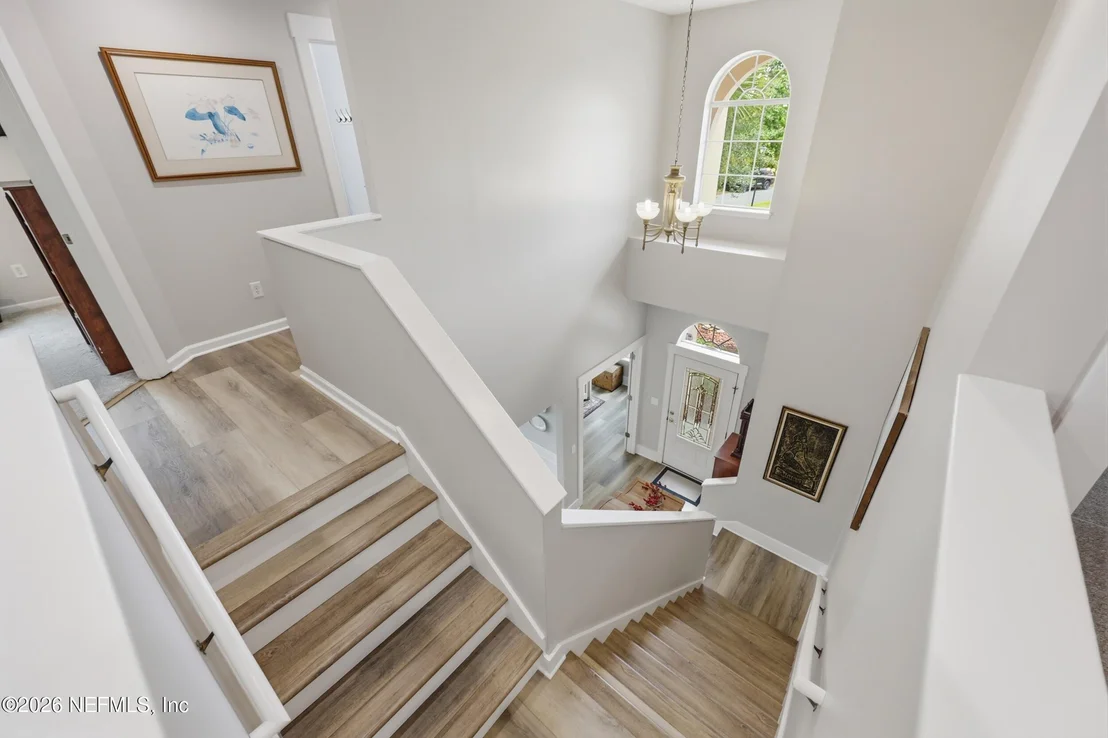 Photo of 521 SUNSET Drive