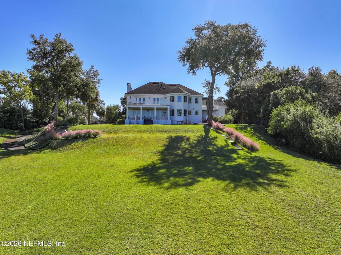 Photo of 4626 RIVER POINT Road W