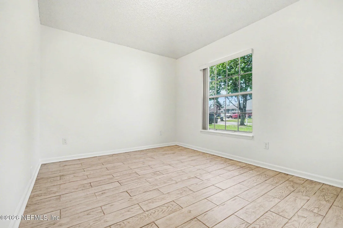 Photo of 1821 HEARTPINE Drive