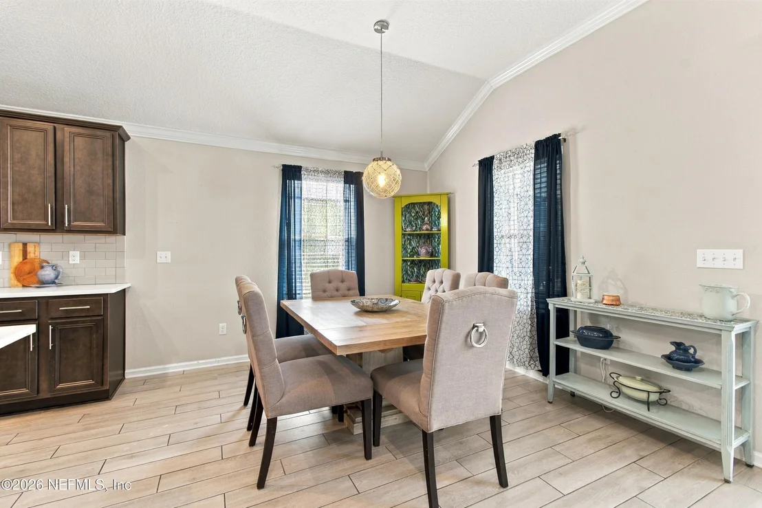 Photo of 738 SHETLAND Drive