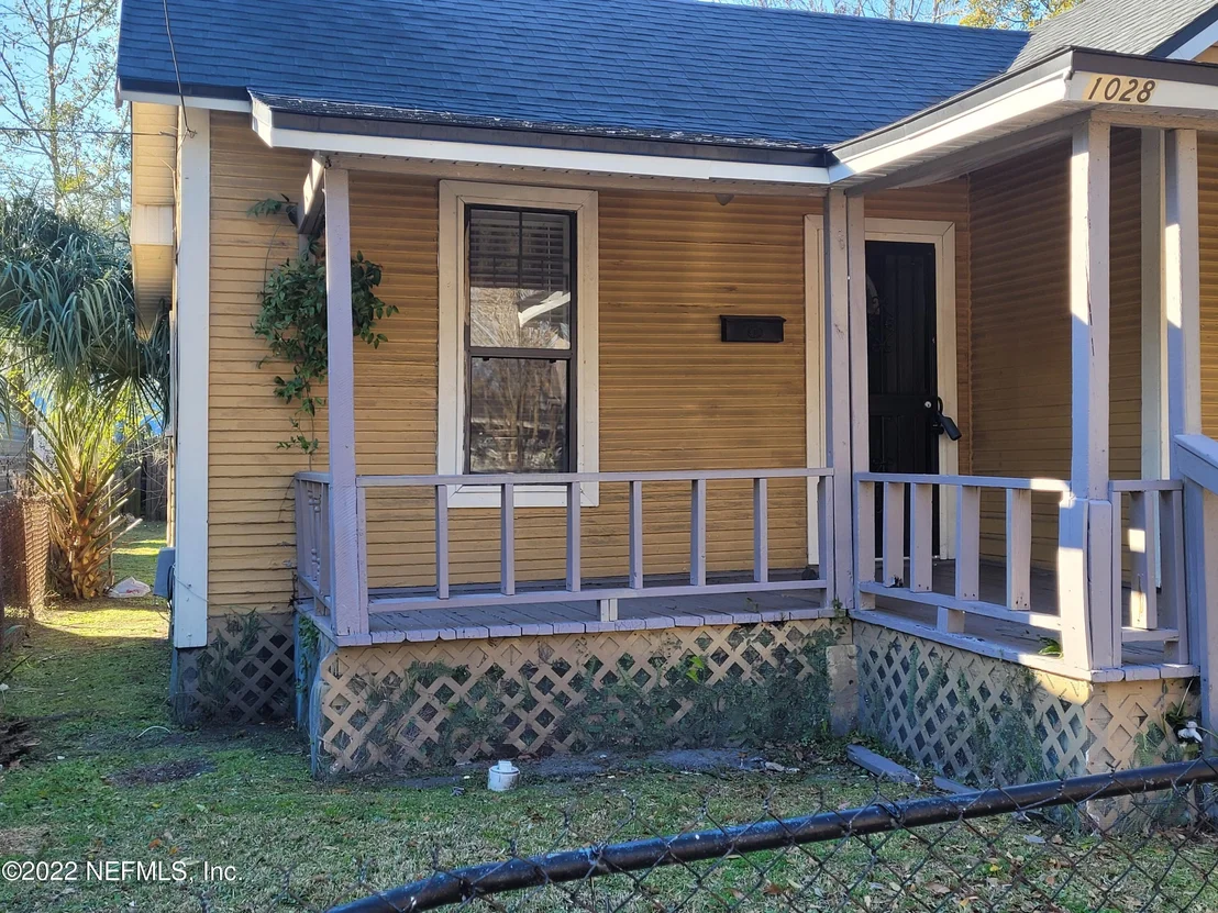 Photo of 1028 DANIEL Street