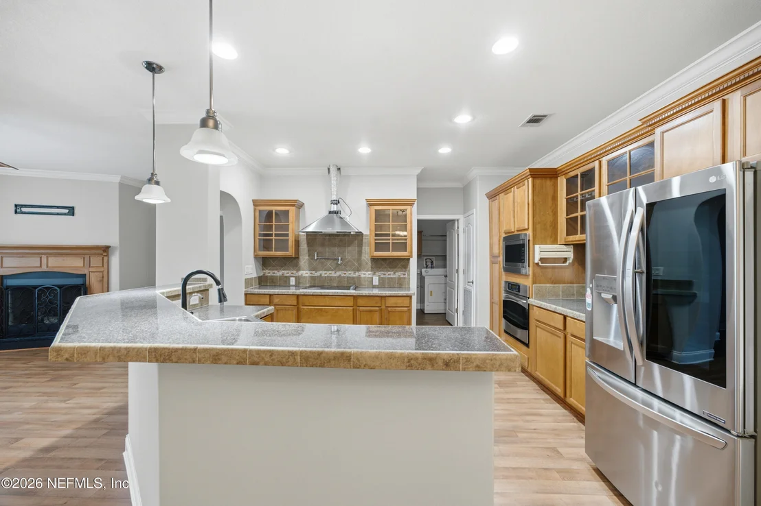 Photo of 2445 PELLICER Road